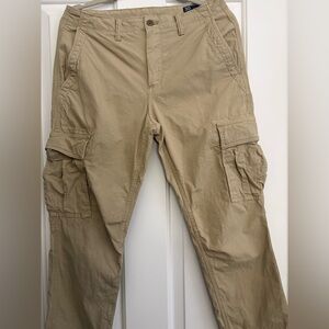 GAP Men's Khaki Cargo Pants 30x32